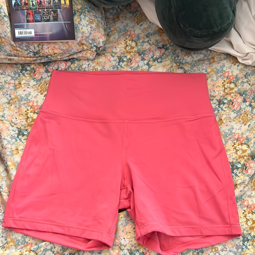 Lululemon Align 6” Shorts